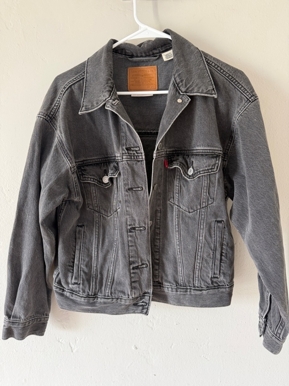 Levi’s ex boyfriend trucker Washed Black Denim Jacket XS oversized